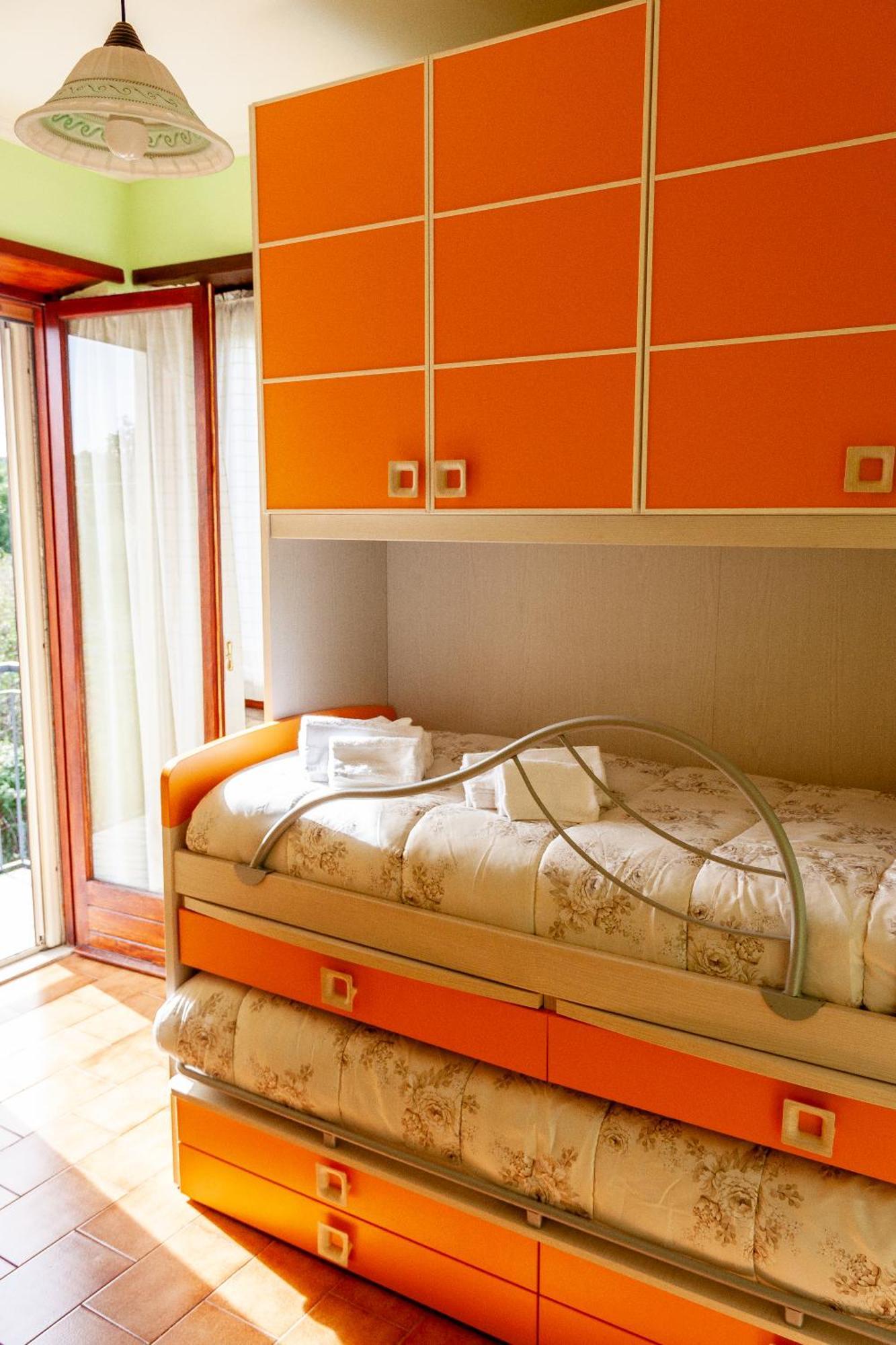 A Casa Di Marco Guesthouse - Apt Di Ciampino E Stazione Per Roma Marino Buitenkant foto