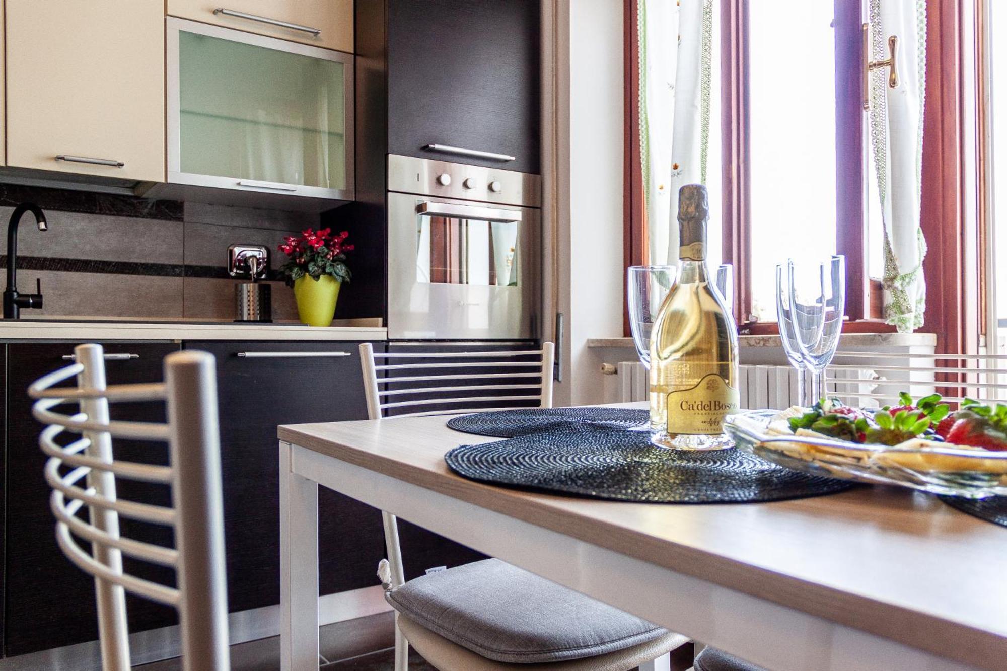 A Casa Di Marco Guesthouse - Apt Di Ciampino E Stazione Per Roma Marino Buitenkant foto